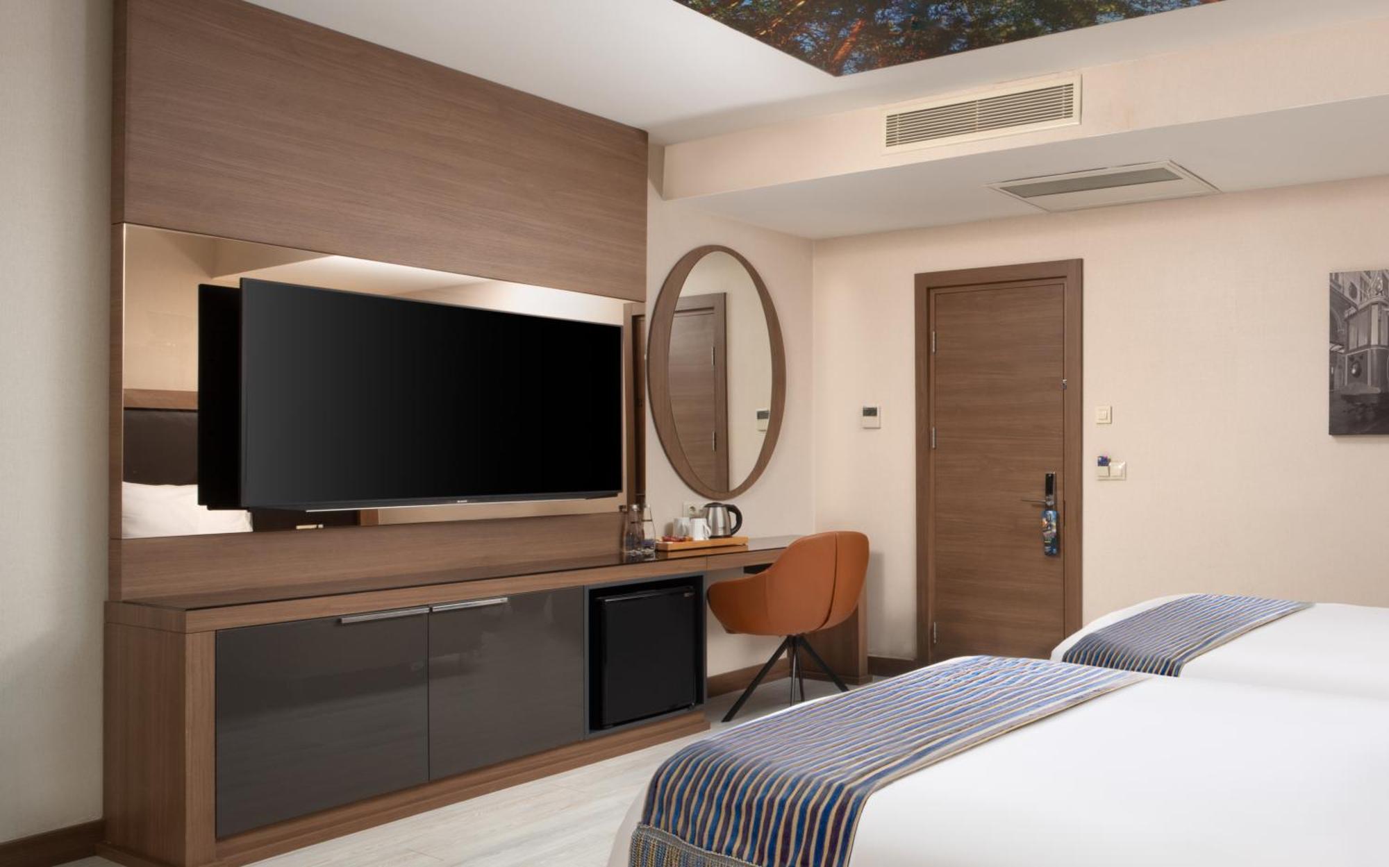 Tryp By Wyndham Istanbul Sisli Hotel Exterior foto
